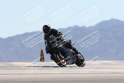 media/Oct-13-2025-Moto Forza (Mon) [[a66d839500]]/3-B Group/Session 4 (Turn 9)/